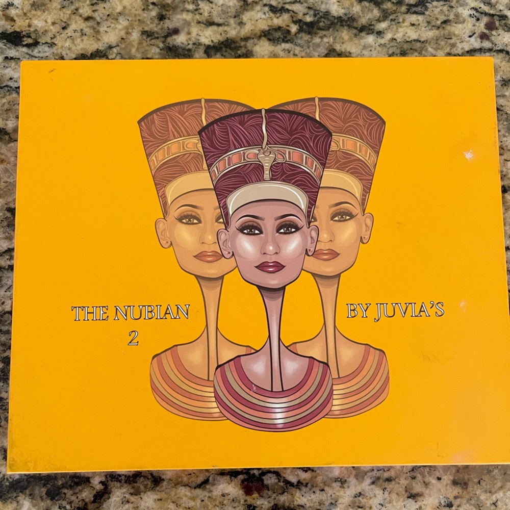 Juvias Place The Nubian2 eyeshadow palette